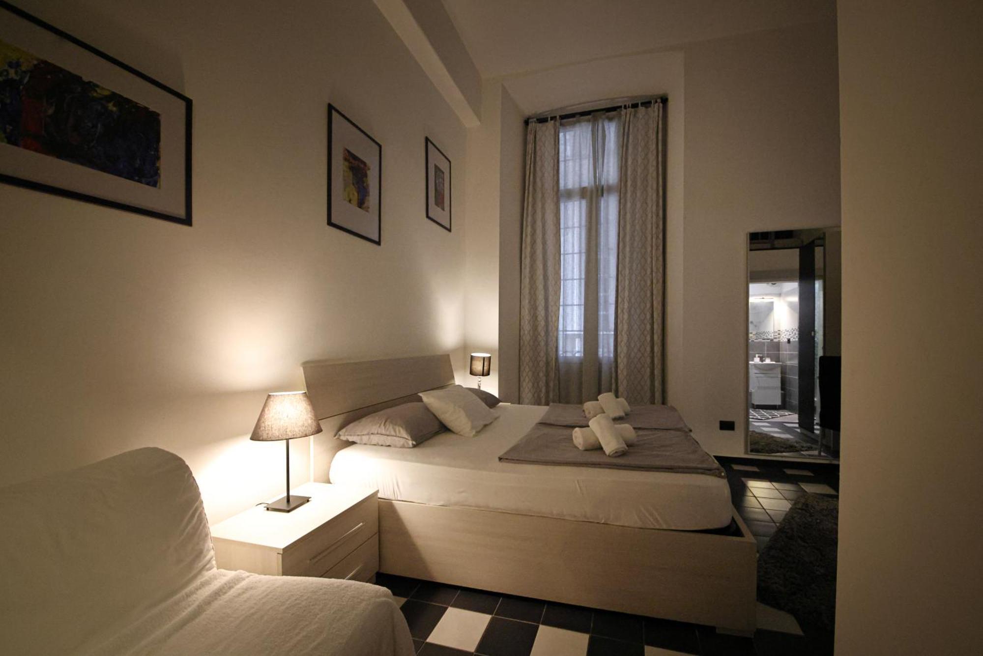 Nik Rooms Генуя Екстер'єр фото