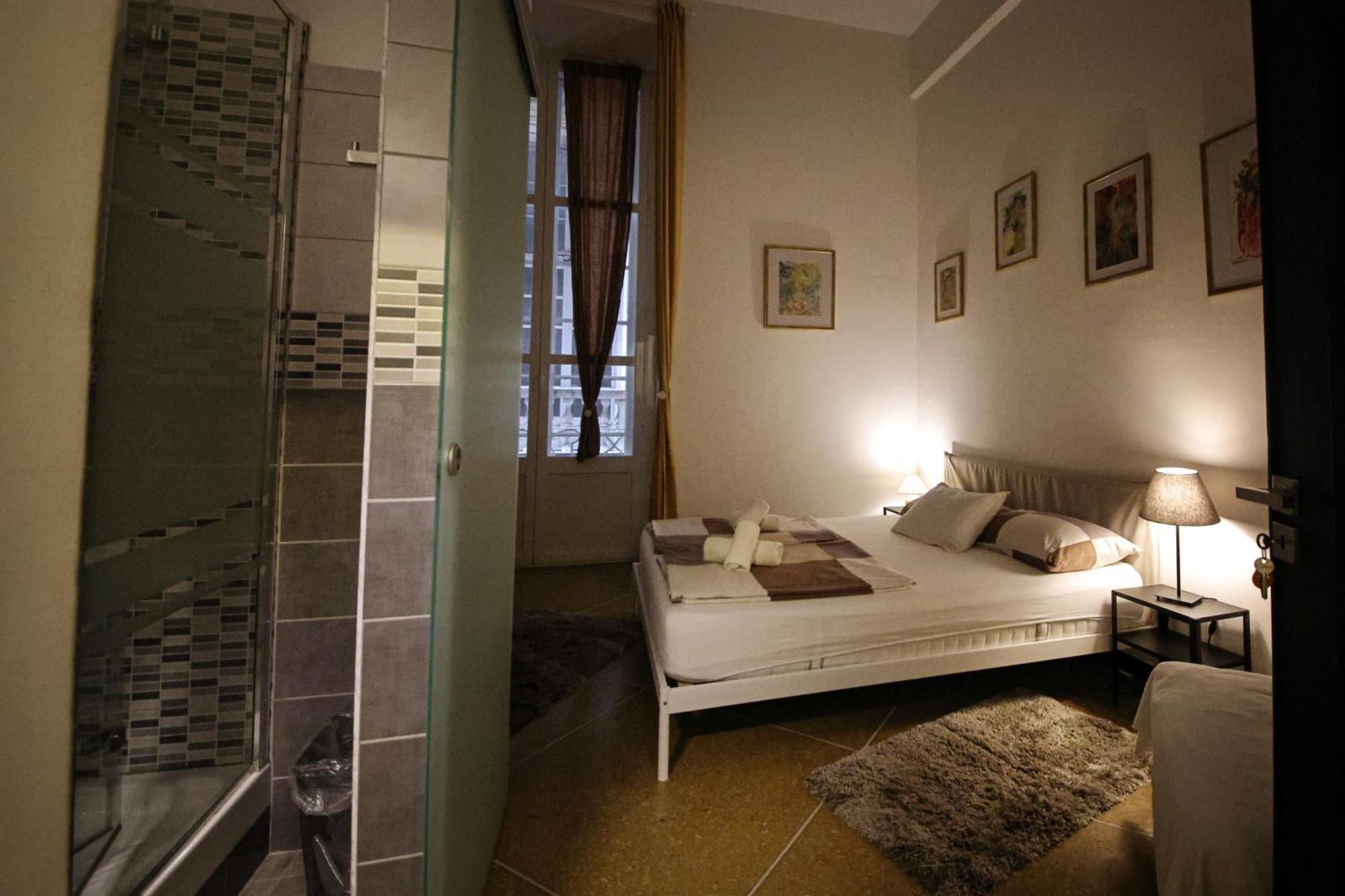 Nik Rooms Генуя Екстер'єр фото